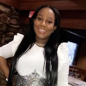 Meet your Posher, Patrice